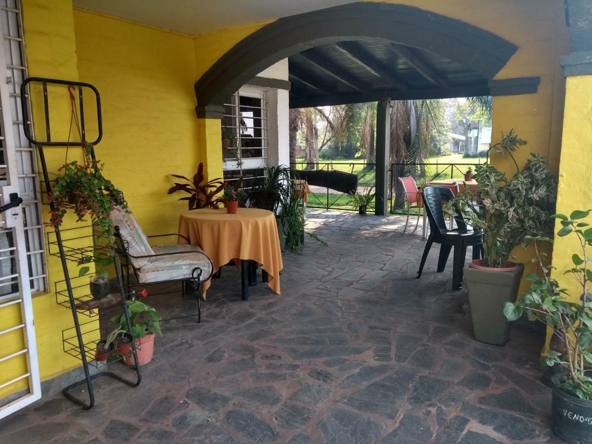 Hosteria Niemanu Paso de la Patria Exterior foto